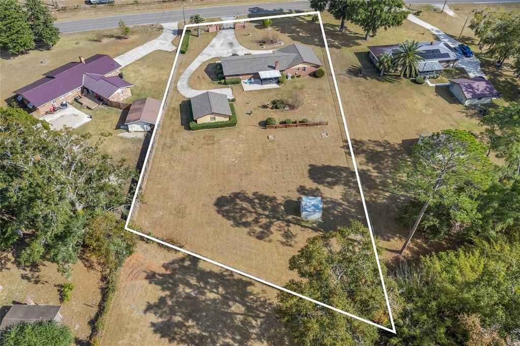 For Sale: $340,000 (3 beds, 2 baths, 2304 Square Feet)