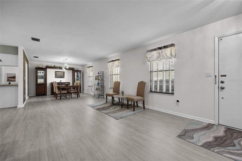 For Sale: $340,000 (3 beds, 2 baths, 2304 Square Feet)