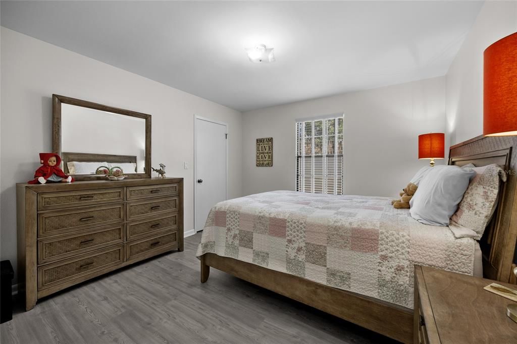 For Sale: $340,000 (3 beds, 2 baths, 2304 Square Feet)