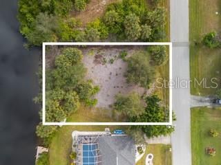 待售: $110,000 (0.23 acres)