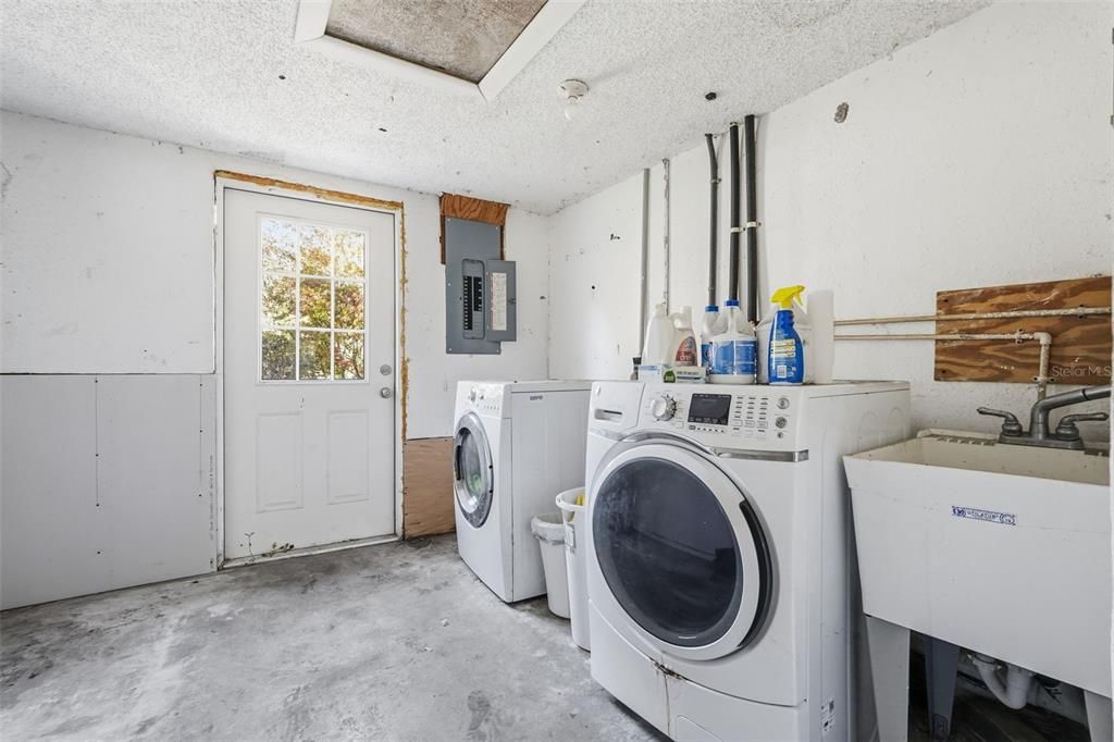 待售: $505,000 (3 贝兹, 2 浴室, 2185 平方英尺)