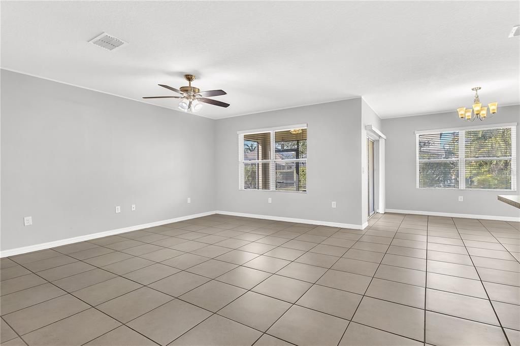 For Sale: $287,000 (3 beds, 2 baths, 1769 Square Feet)