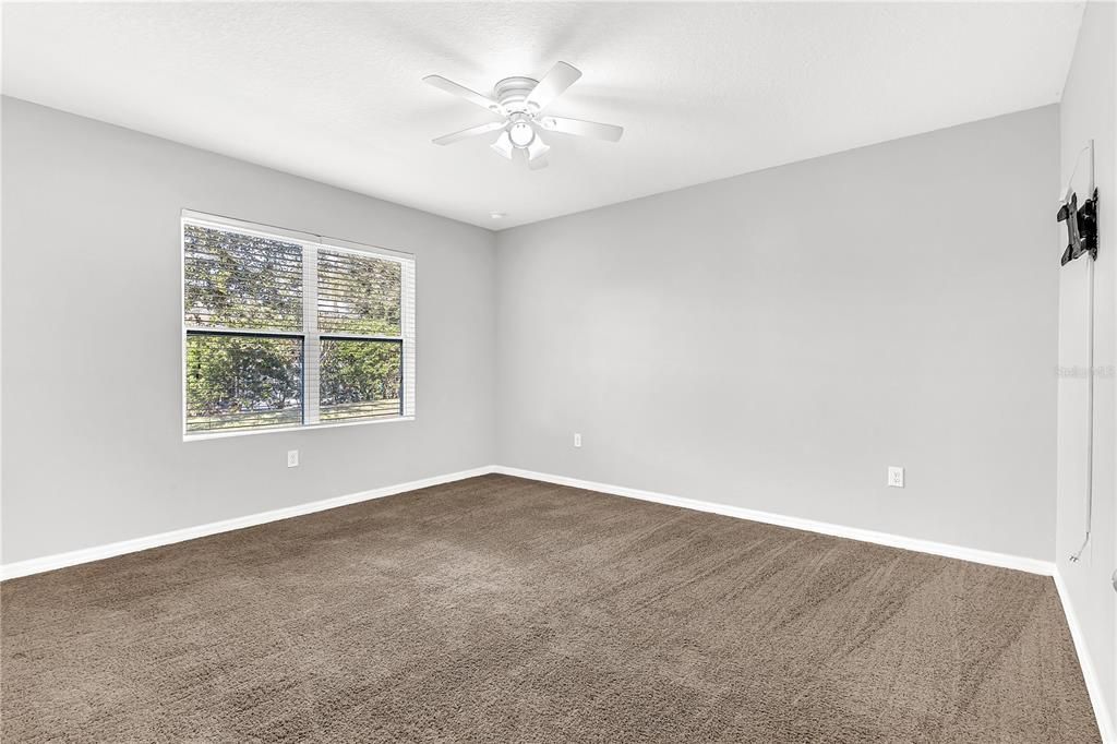 For Sale: $287,000 (3 beds, 2 baths, 1769 Square Feet)