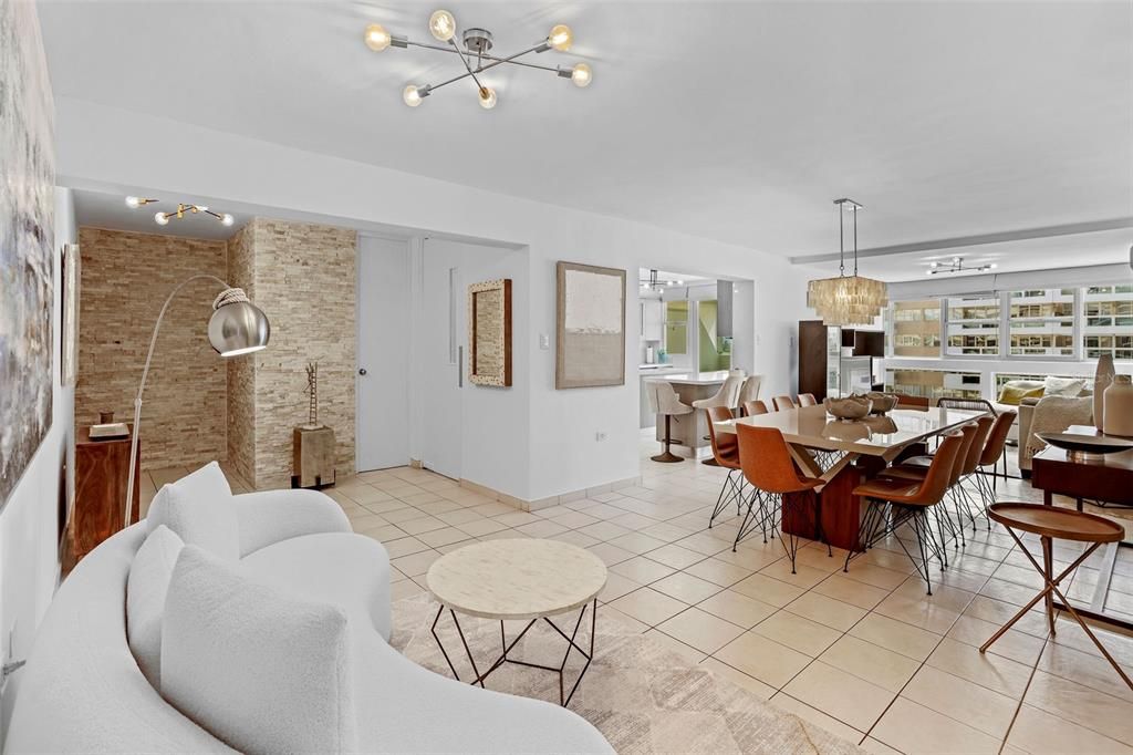 For Rent: $4,900 (3 beds, 2 baths, 1800 Square Feet)