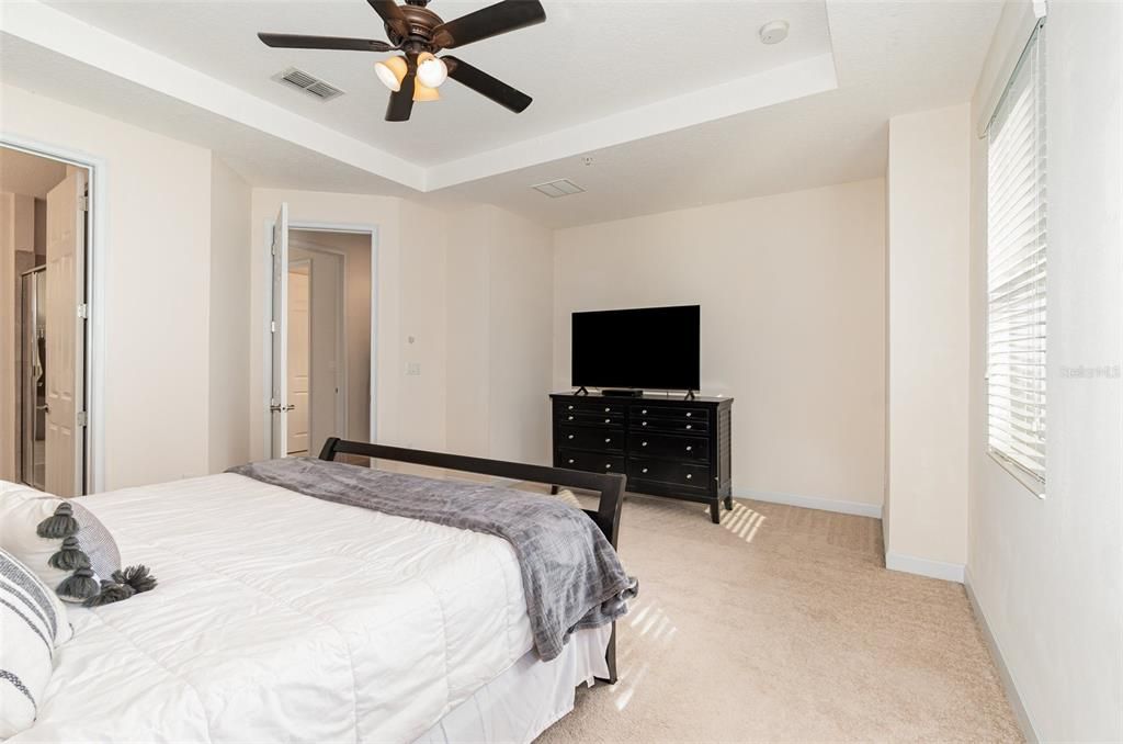 待售: $425,000 (3 贝兹, 3 浴室, 1989 平方英尺)