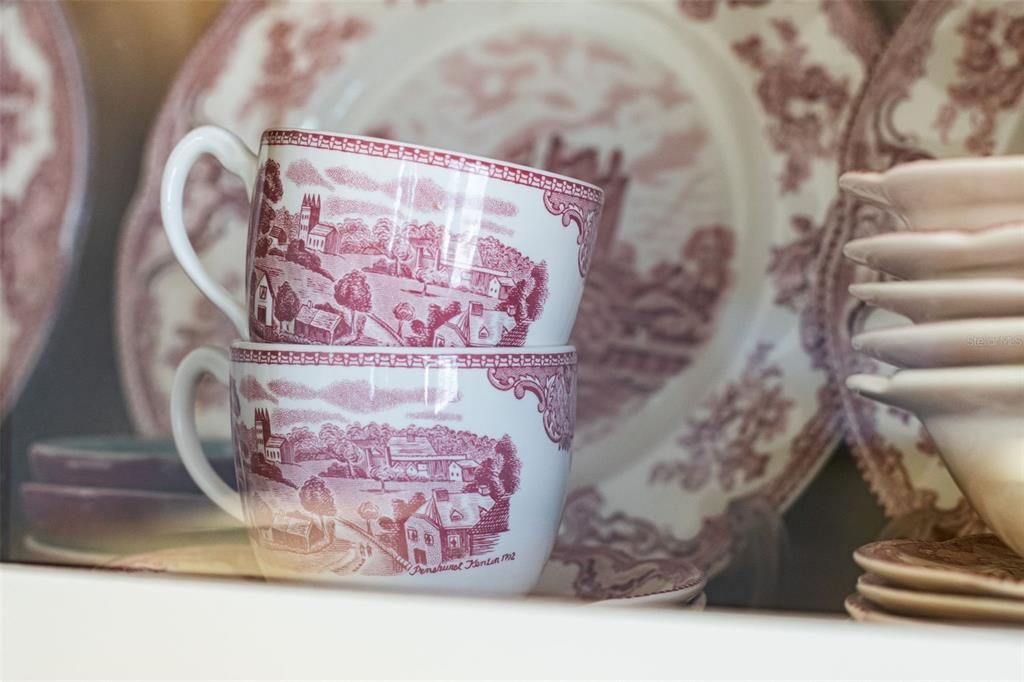 For Sale: $2,490,000 (6 beds, 5 baths, 3999 Square Feet)