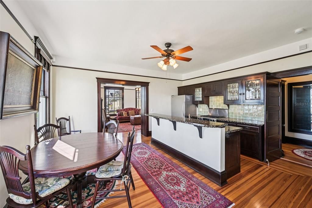 For Sale: $2,490,000 (6 beds, 5 baths, 3999 Square Feet)