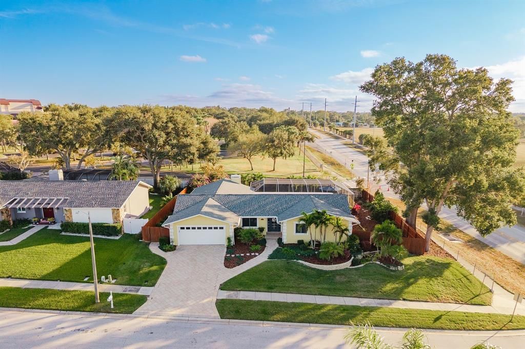 For Sale: $724,900 (4 beds, 2 baths, 2239 Square Feet)