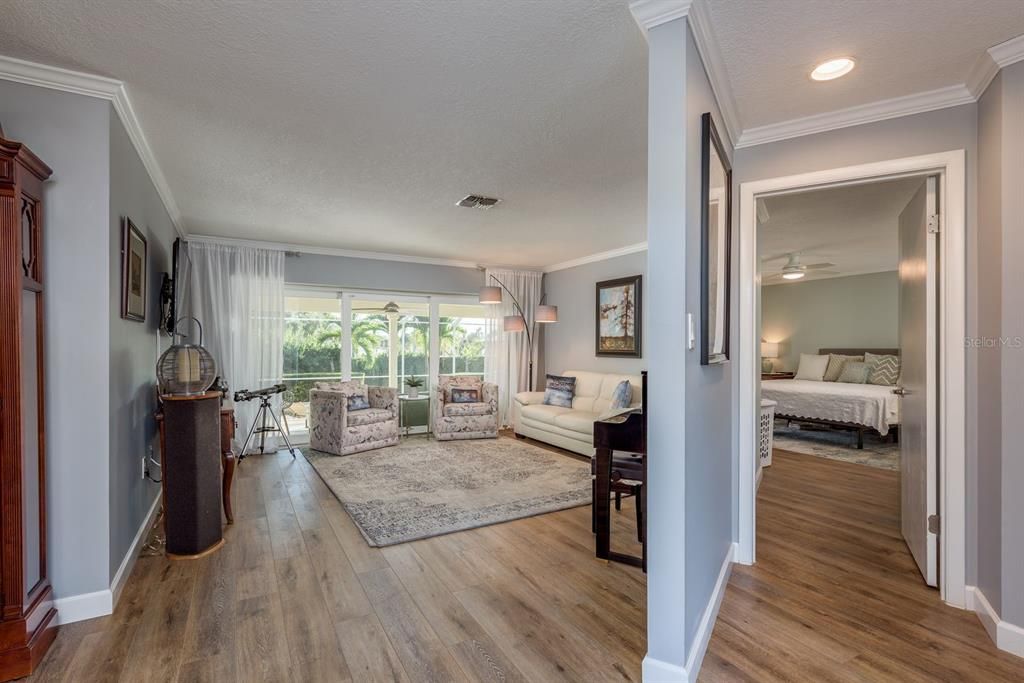 For Sale: $724,900 (4 beds, 2 baths, 2239 Square Feet)