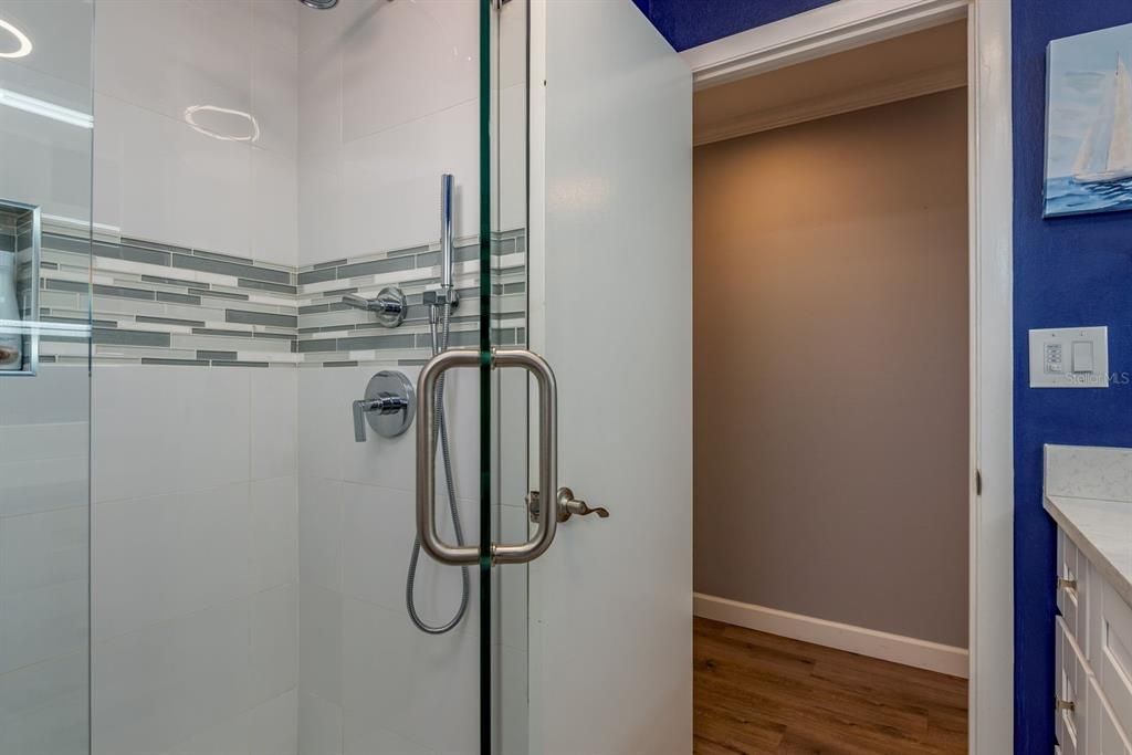 For Sale: $724,900 (4 beds, 2 baths, 2239 Square Feet)