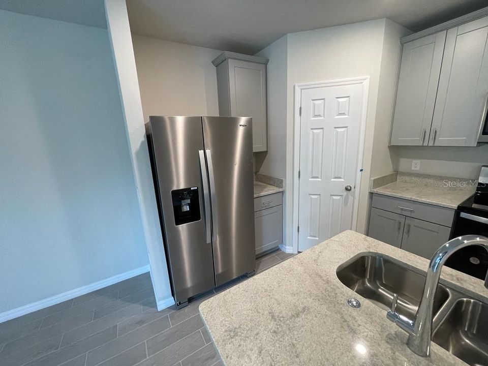 В аренду: $1,900 (3 спален, 2 ванн, 1485 Квадратных фут)