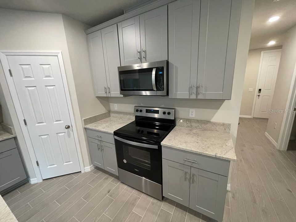 В аренду: $1,900 (3 спален, 2 ванн, 1485 Квадратных фут)