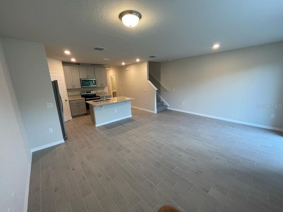 В аренду: $1,900 (3 спален, 2 ванн, 1485 Квадратных фут)