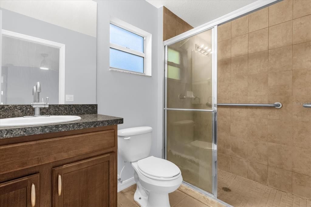 For Sale: $297,000 (2 beds, 2 baths, 1027 Square Feet)