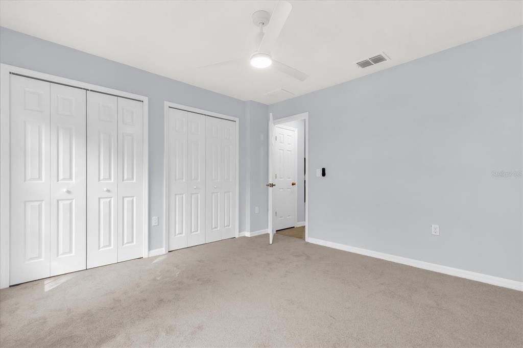 For Sale: $297,000 (2 beds, 2 baths, 1027 Square Feet)