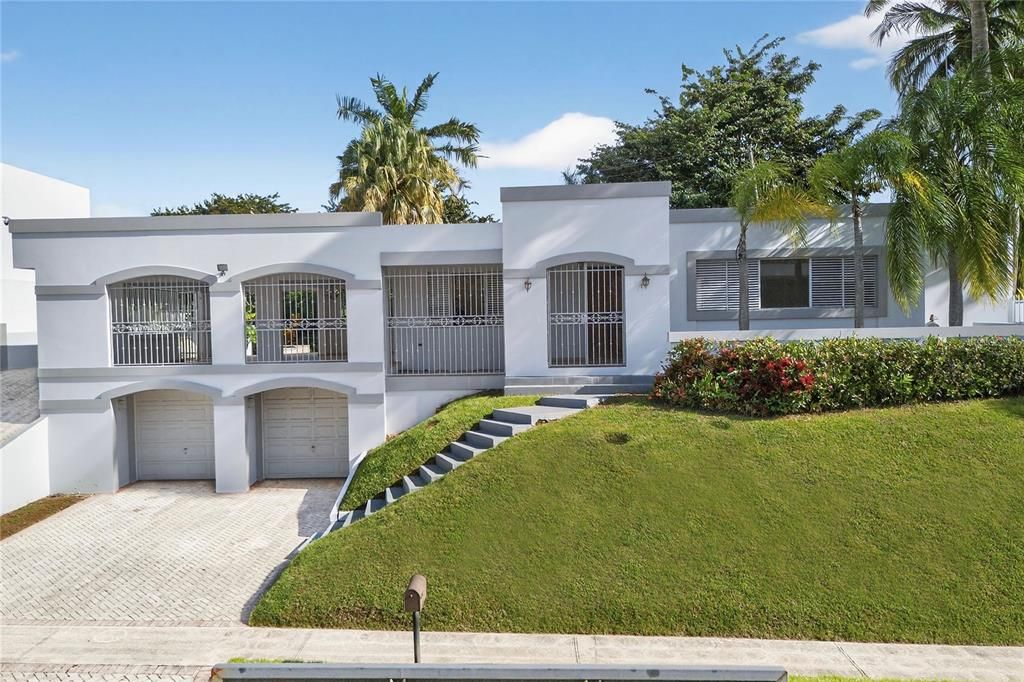 En Venta: $1,495,000 (6 camas, 4 baños, 2800 Pies cuadrados)