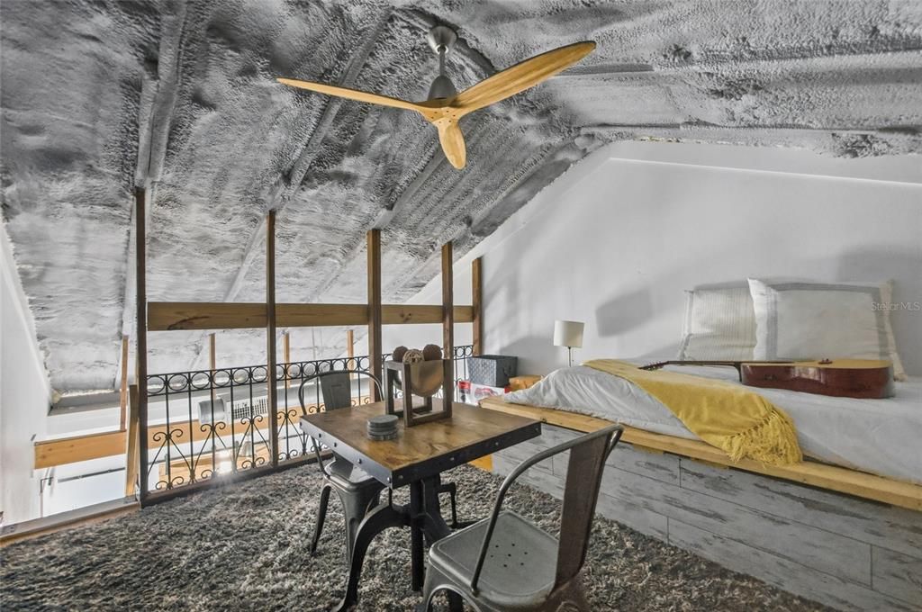 For Sale: $535,000 (3 beds, 2 baths, 1290 Square Feet)