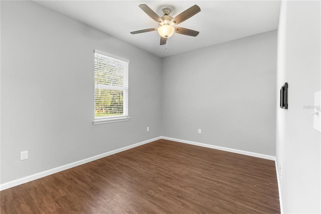 For Sale: $489,900 (3 beds, 3 baths, 1996 Square Feet)