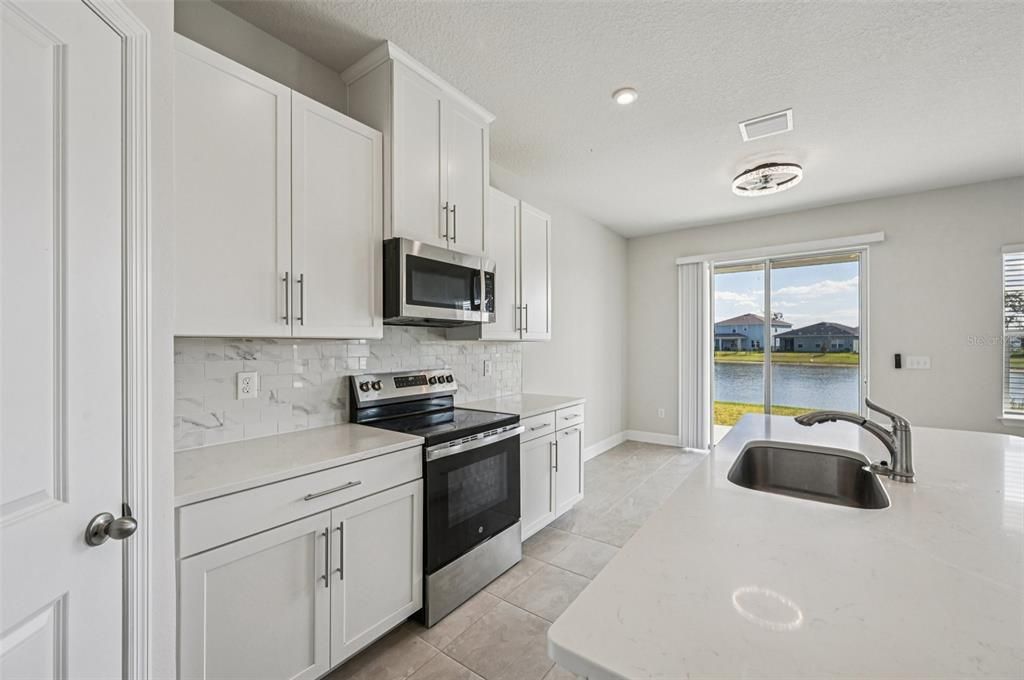 For Sale: $399,888 (4 beds, 2 baths, 1808 Square Feet)