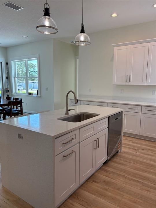 For Rent: $4,200 (4 beds, 2 baths, 2197 Square Feet)