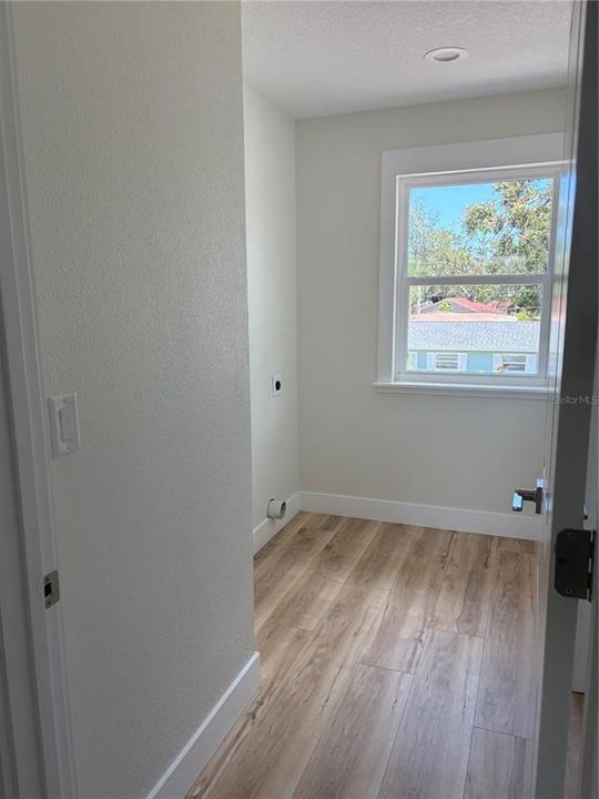 For Rent: $4,200 (4 beds, 2 baths, 2197 Square Feet)