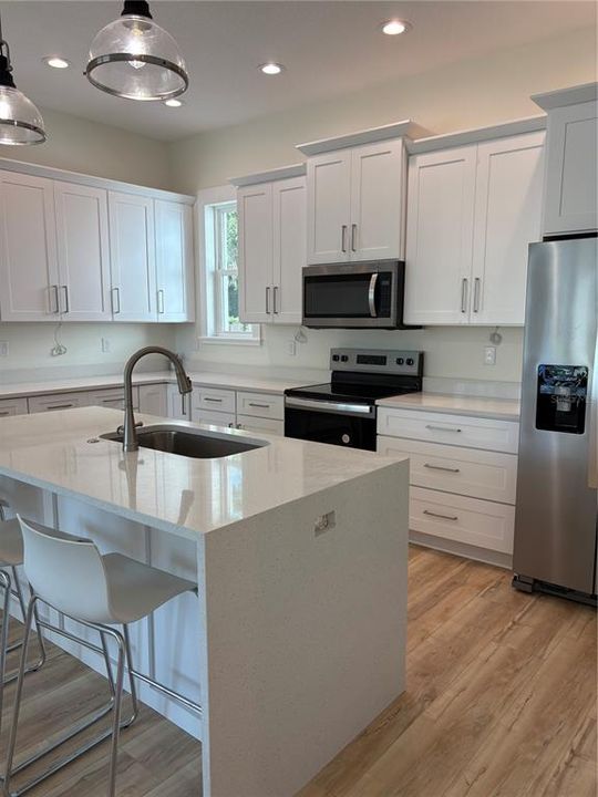 For Rent: $4,200 (4 beds, 2 baths, 2197 Square Feet)