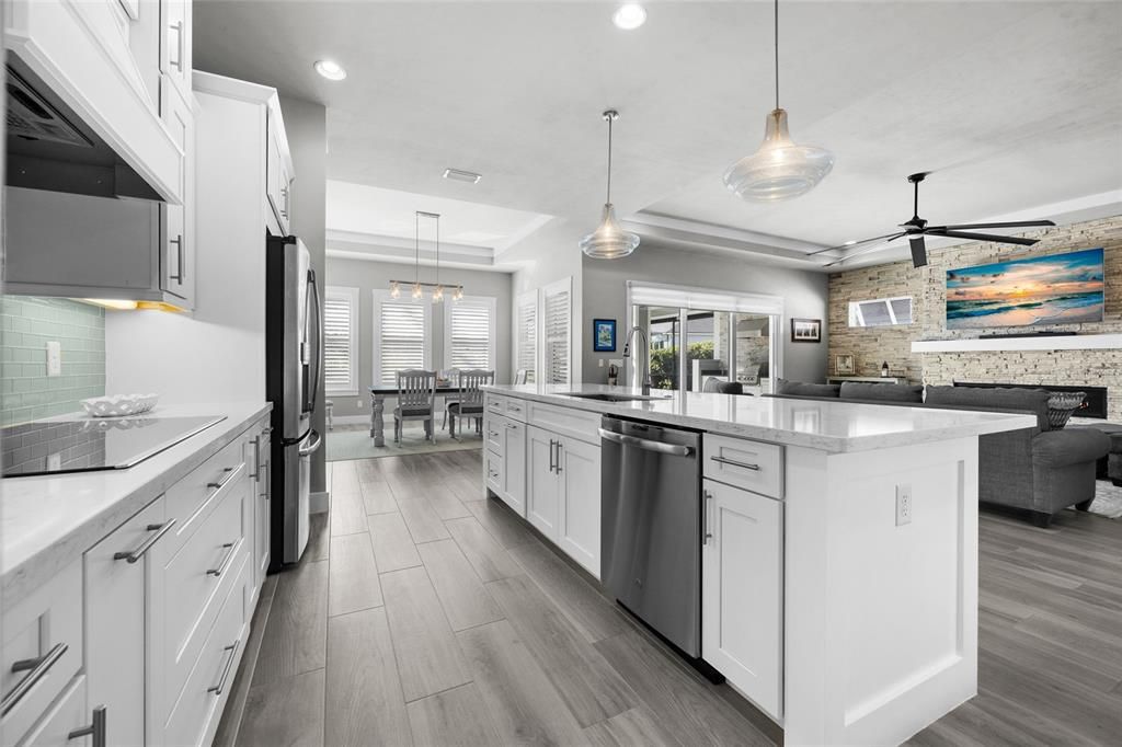 На продажу: $829,000 (4 спален, 3 ванн, 2627 Квадратных фут)