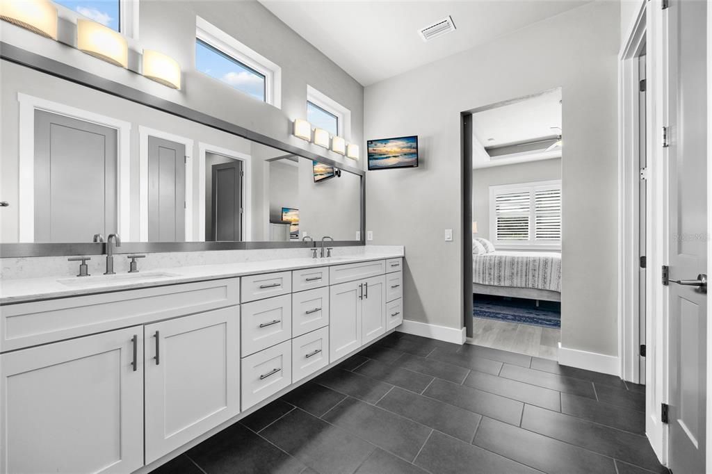 На продажу: $829,000 (4 спален, 3 ванн, 2627 Квадратных фут)