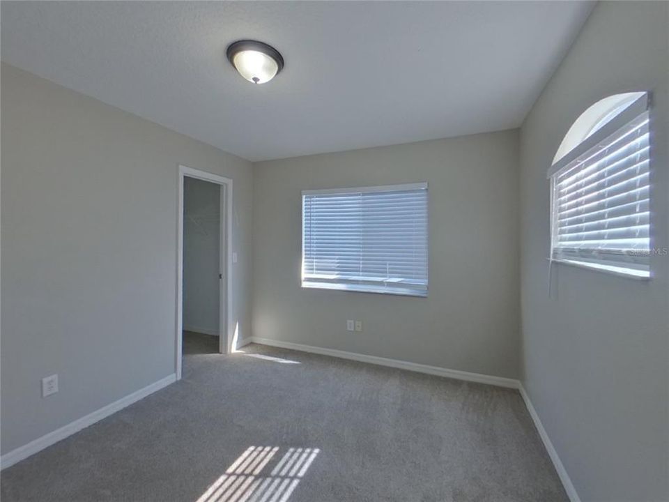 For Rent: $2,139 (3 beds, 2 baths, 1581 Square Feet)
