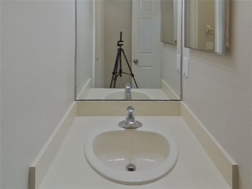 For Rent: $2,139 (3 beds, 2 baths, 1581 Square Feet)