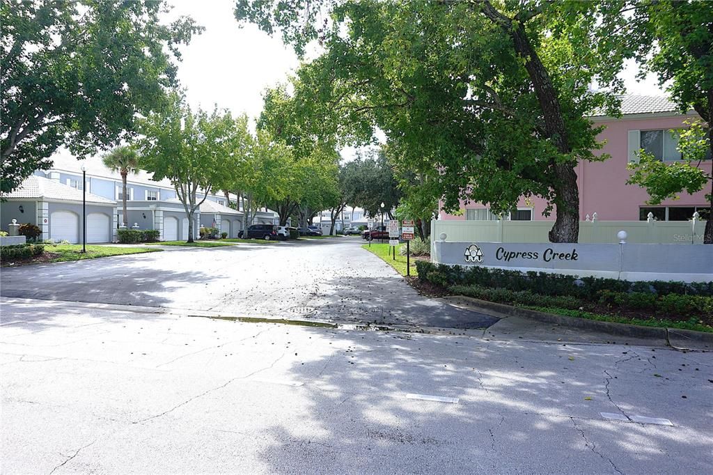 出租: $1,925 (2 贝兹, 2 浴室, 1228 平方英尺)