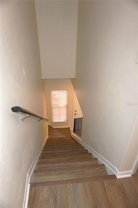 出租: $1,925 (2 贝兹, 2 浴室, 1228 平方英尺)