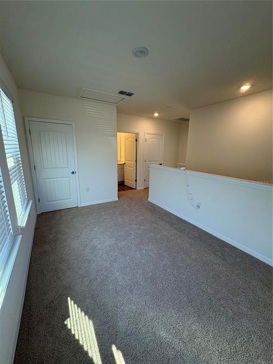 For Rent: $3,300 (3 beds, 2 baths, 2027 Square Feet)