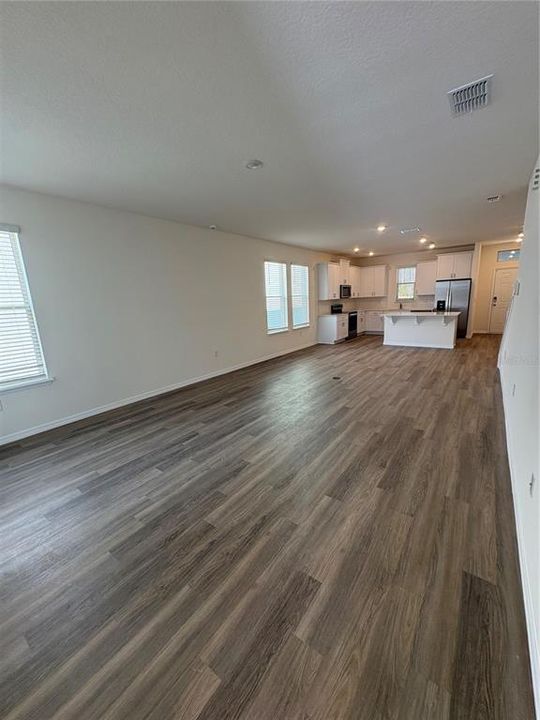 For Rent: $3,300 (3 beds, 2 baths, 2027 Square Feet)