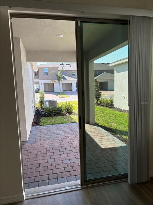 For Rent: $3,300 (3 beds, 2 baths, 2027 Square Feet)