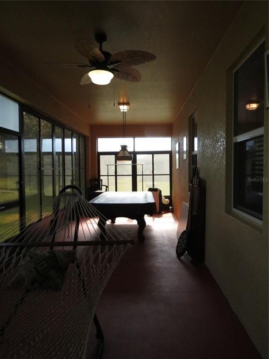 待售: $425,000 (4 贝兹, 2 浴室, 2064 平方英尺)