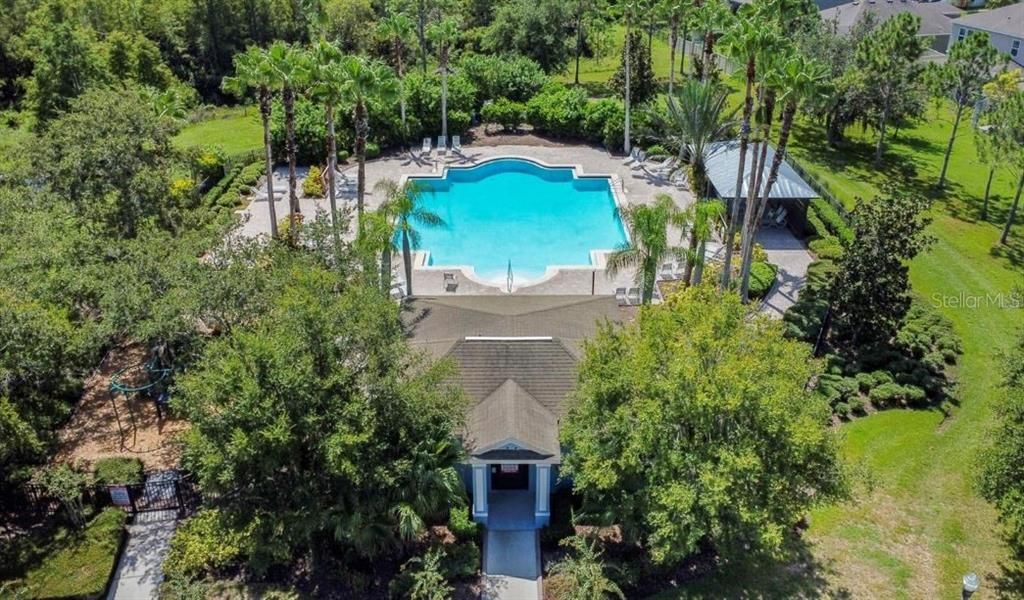 待售: $425,000 (4 贝兹, 2 浴室, 2064 平方英尺)