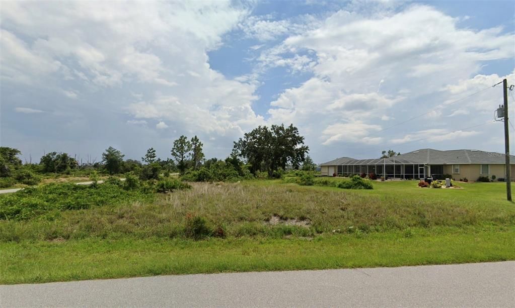 На продажу: $25,000 (0.25 acres)