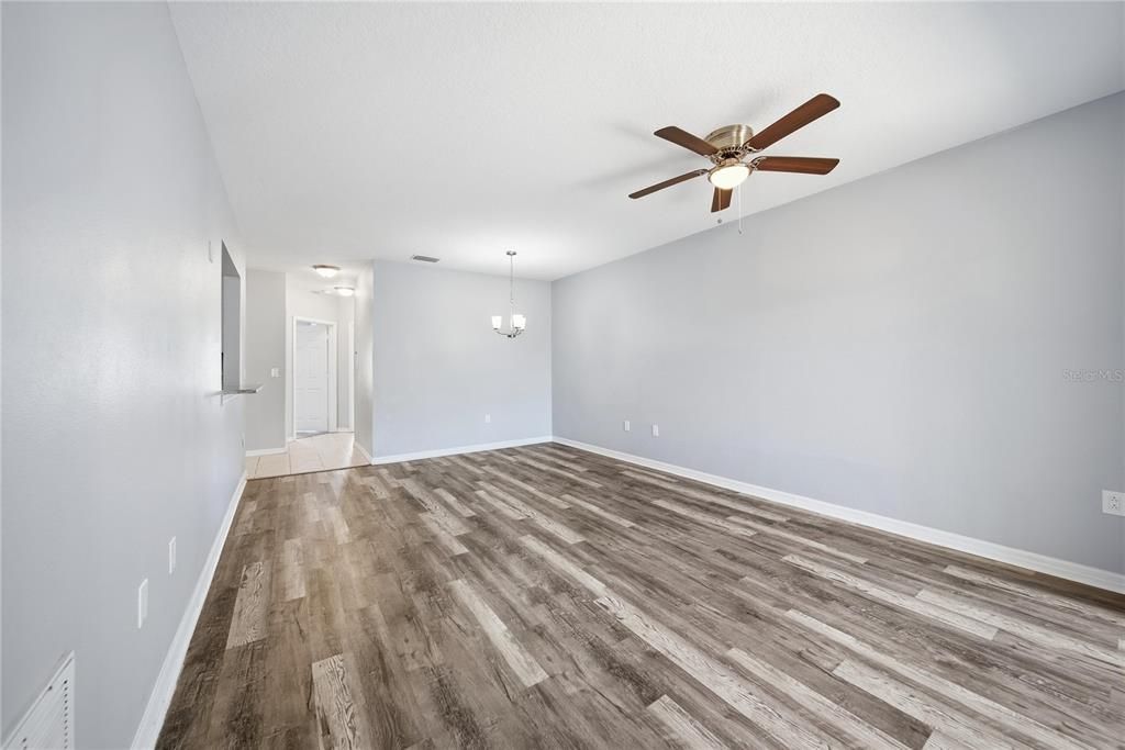 For Rent: $1,750 (3 beds, 2 baths, 1151 Square Feet)