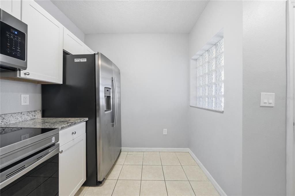 For Rent: $1,750 (3 beds, 2 baths, 1151 Square Feet)