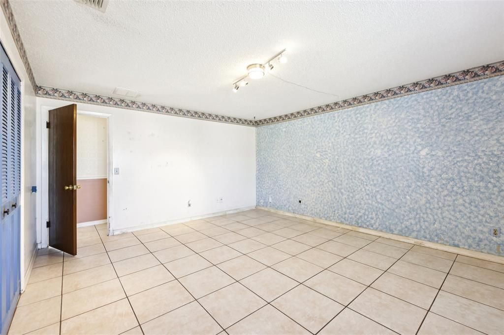 En Venta: $270,000 (3 camas, 2 baños, 1516 Pies cuadrados)