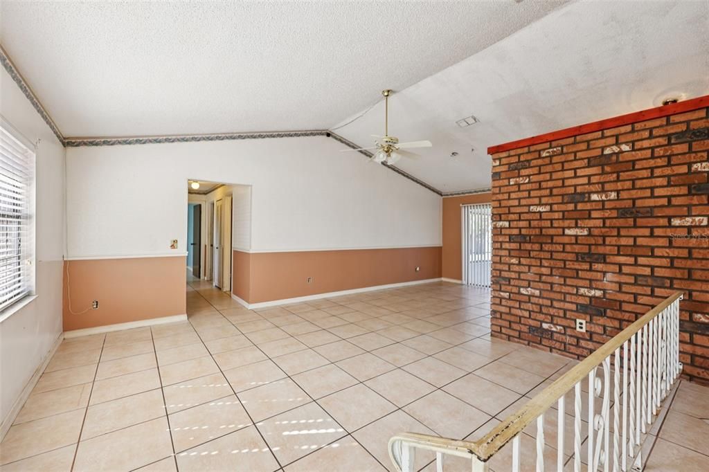 En Venta: $270,000 (3 camas, 2 baños, 1516 Pies cuadrados)