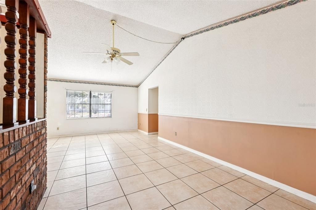 En Venta: $270,000 (3 camas, 2 baños, 1516 Pies cuadrados)