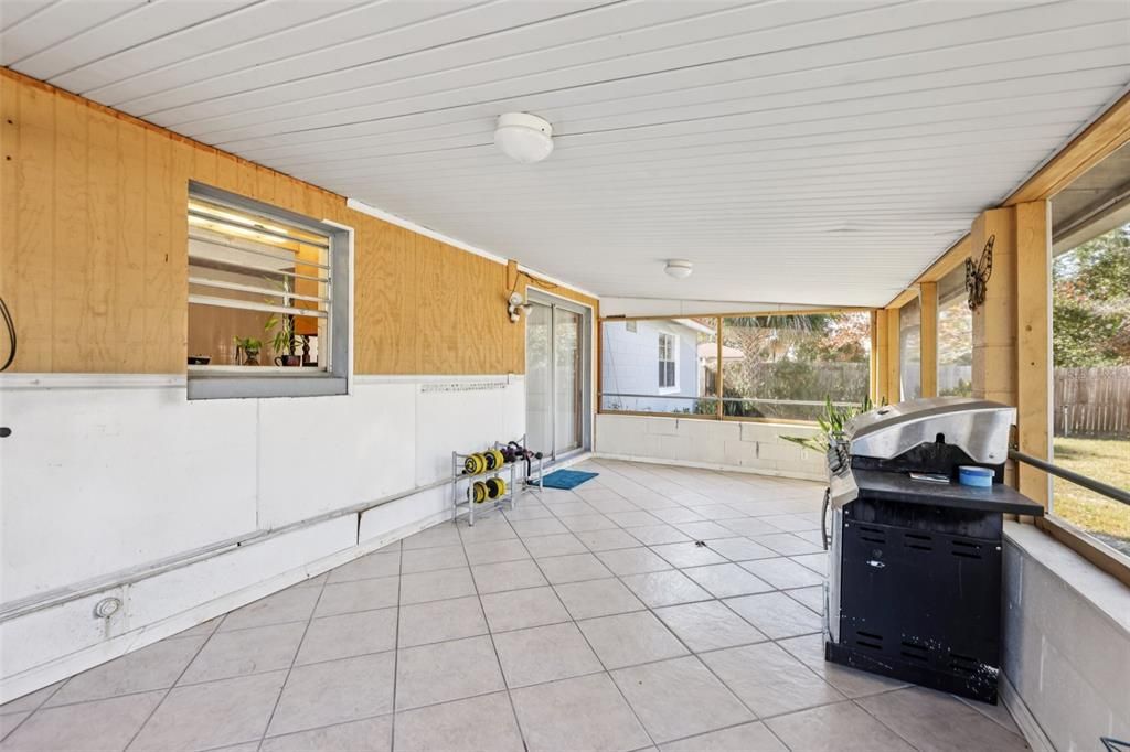 En Venta: $270,000 (3 camas, 2 baños, 1516 Pies cuadrados)