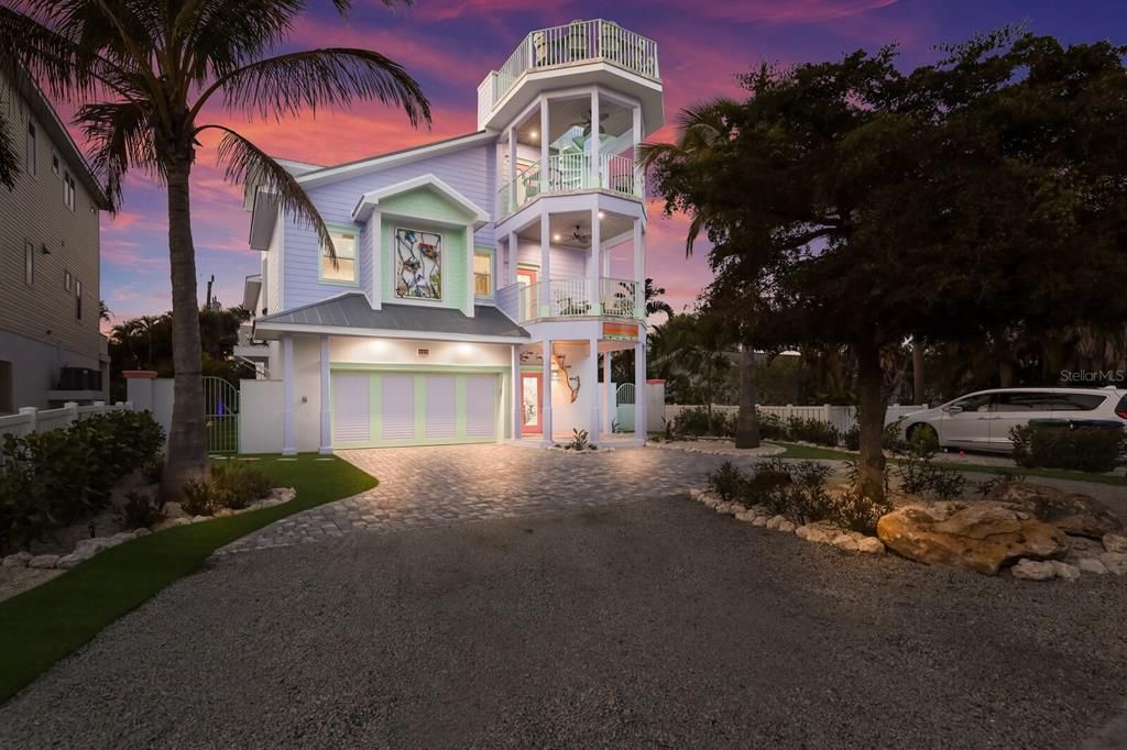 For Sale: $4,499,000 (4 beds, 4 baths, 2803 Square Feet)