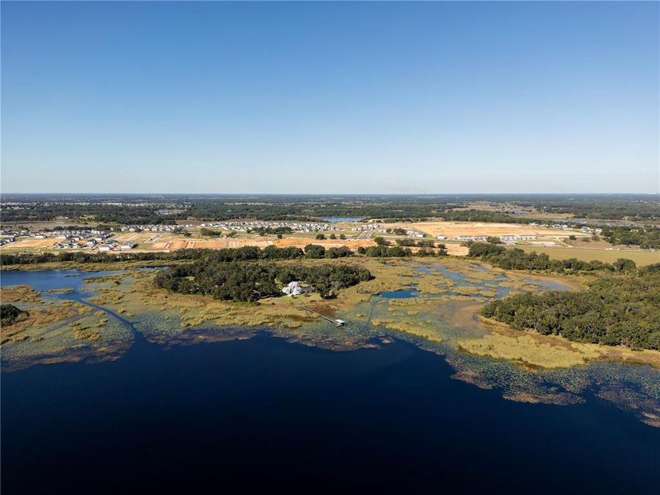 For Rent: $2,095 (3 beds, 2 baths, 1558 Square Feet)