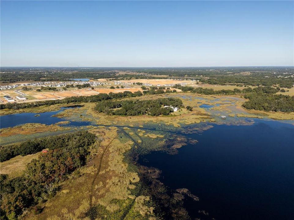 For Rent: $2,095 (3 beds, 2 baths, 1558 Square Feet)