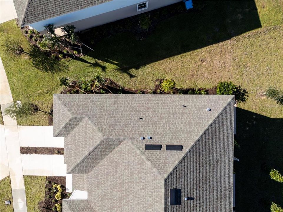 For Rent: $2,095 (3 beds, 2 baths, 1558 Square Feet)