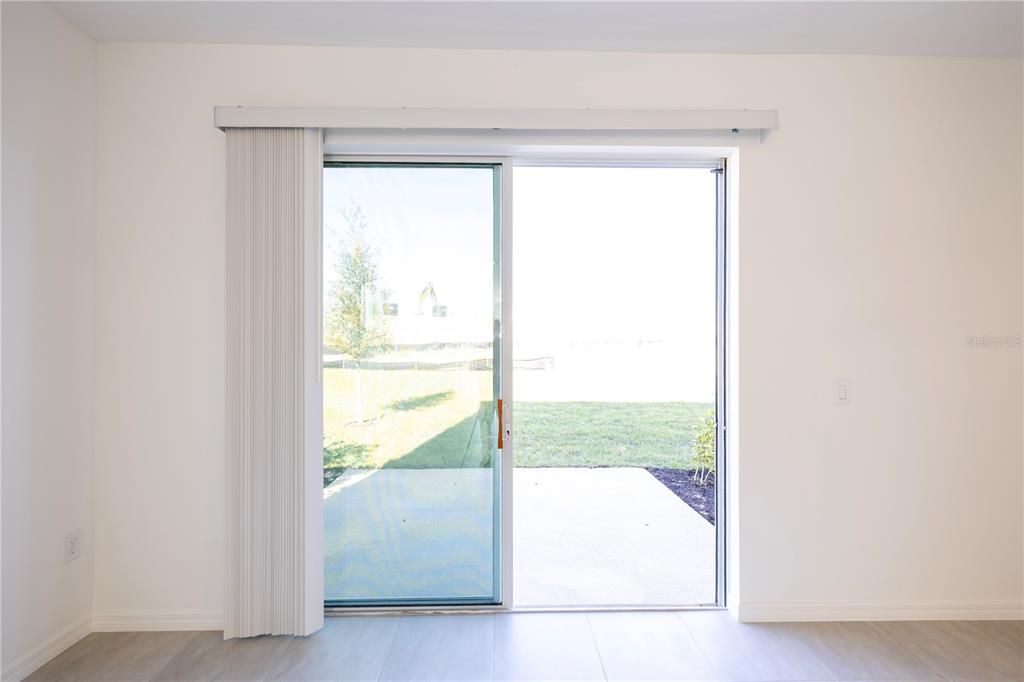 For Rent: $2,095 (3 beds, 2 baths, 1558 Square Feet)