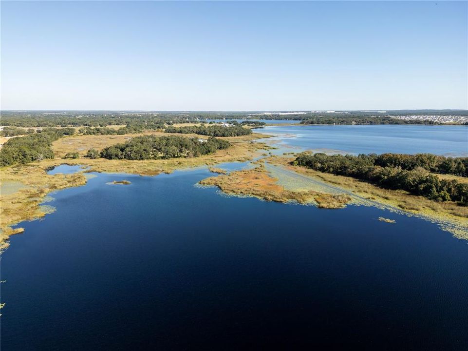 For Rent: $2,095 (3 beds, 2 baths, 1558 Square Feet)